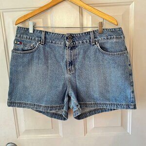 Tommy Hilfiger Vintage High Rise 2-Button Denim Jeans Women's Shorts Sz 14